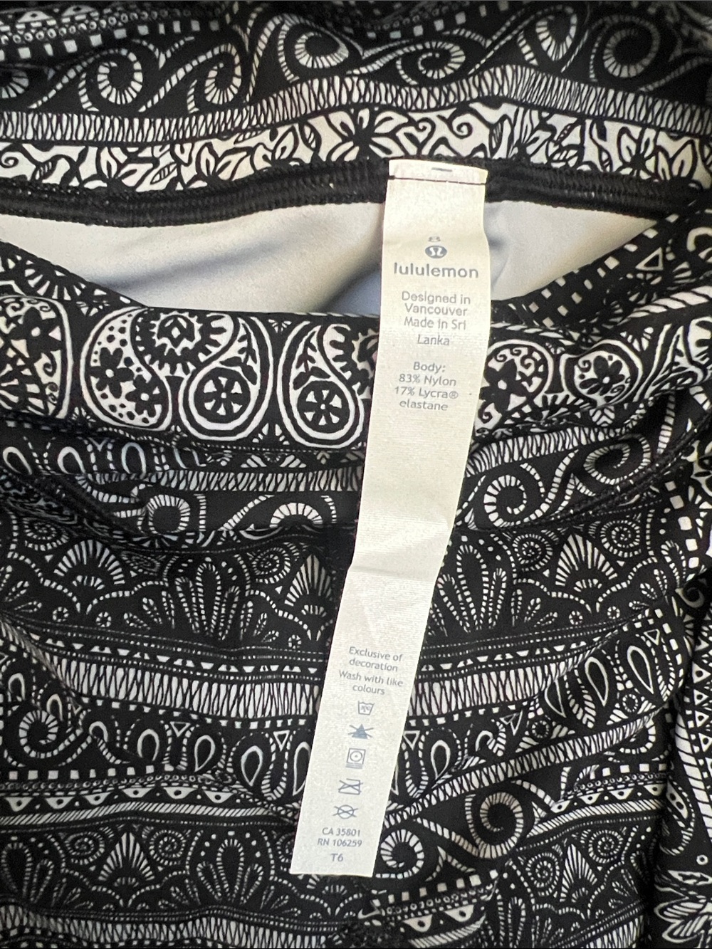 Lululemon Patterned Leggings - Picture 7 of 7